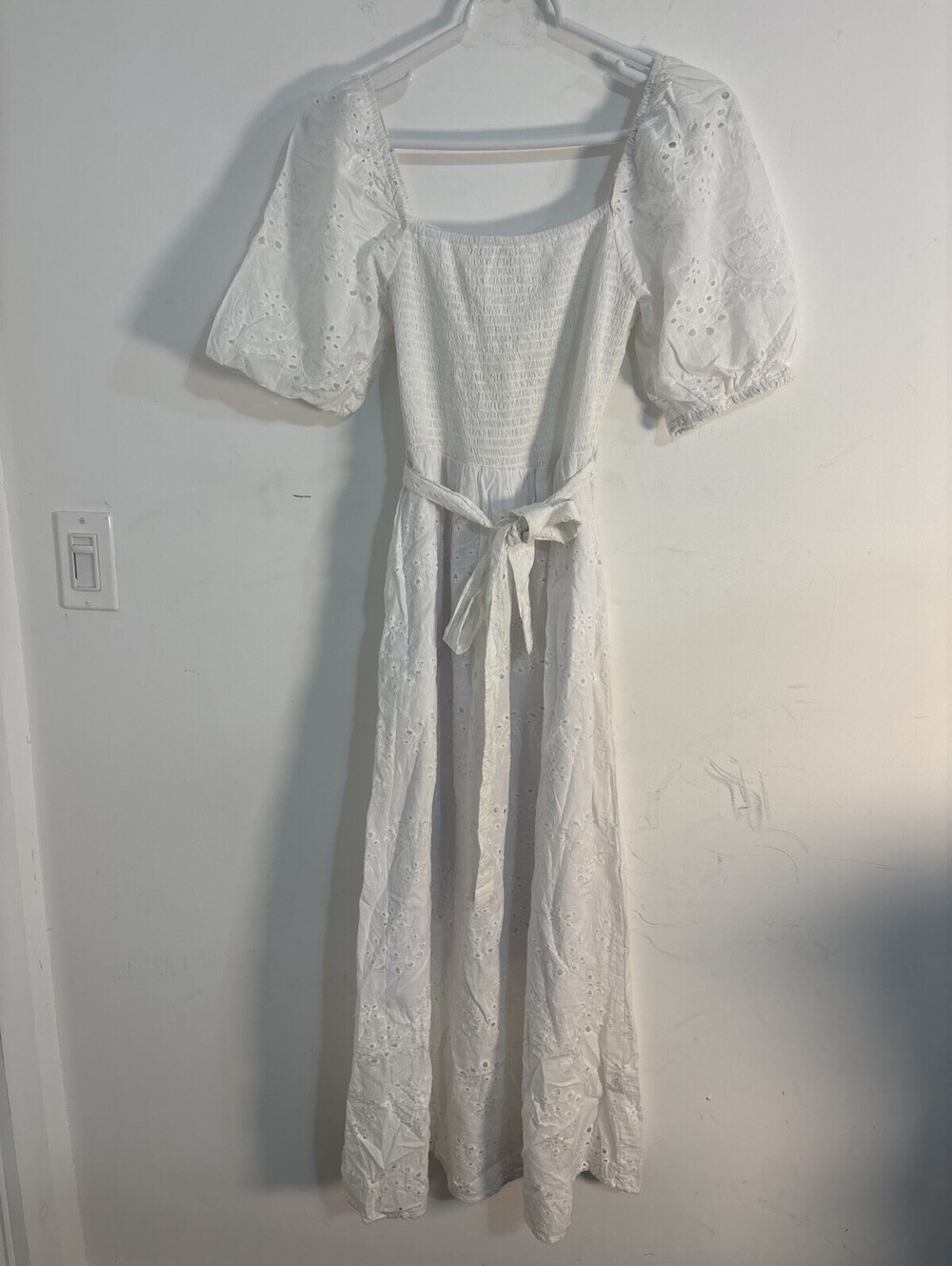 Kings Road Square Neck White Eyelet Lace Maxi Tie Small NWT